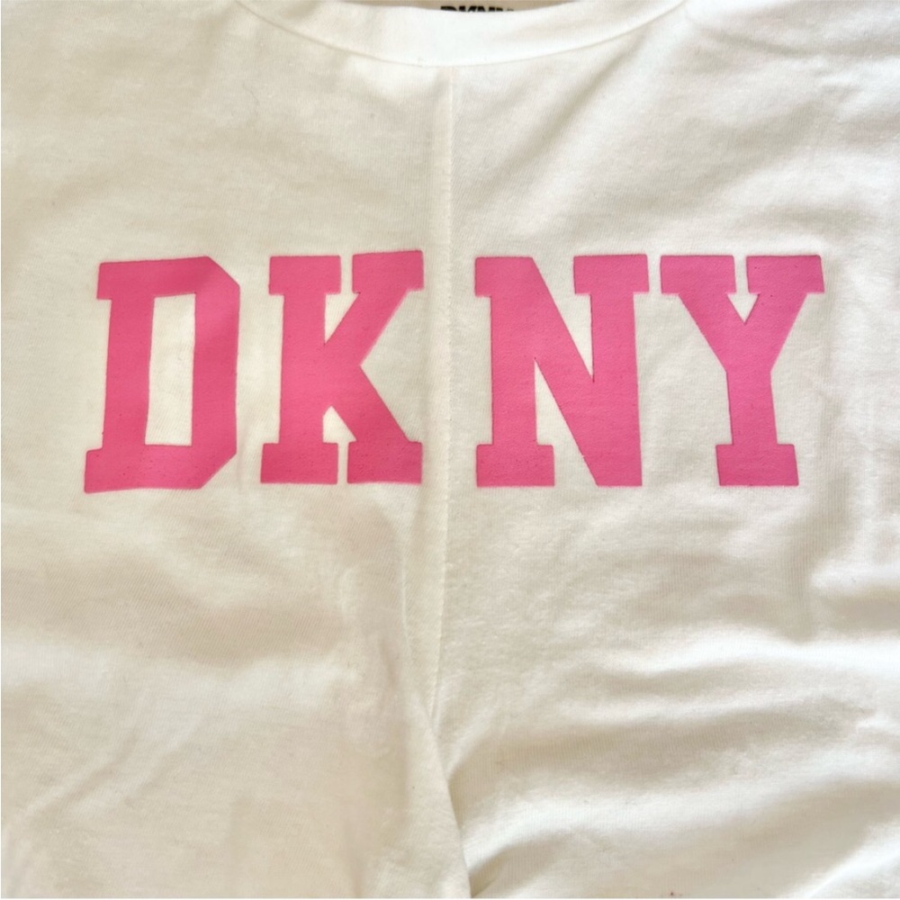 DKNY White Short-Sleeve Tee with Hot Pink Logo - Picture 3 of 6
